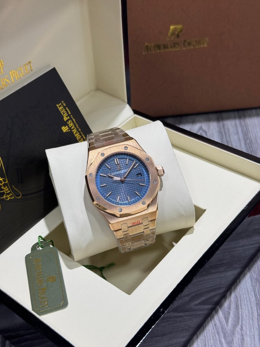 EXECUTIVE CLASSIC WATCH