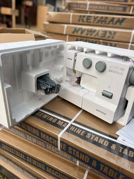 Unique Electric sewing machine 24 stitches Heavy Duty