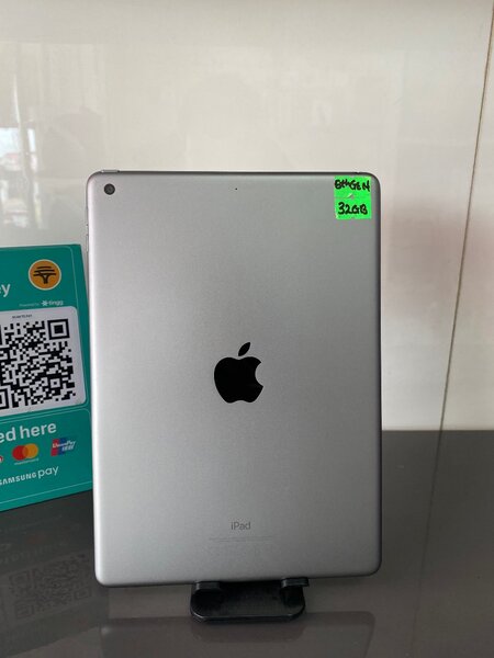 UK iPad 5th Generation Wi-Fi