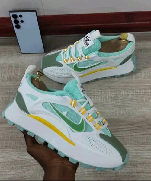 Baskets tendance multicolores