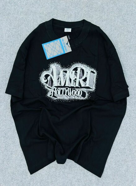 T-shirt tendance graphique