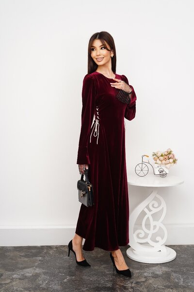 Платья карсет