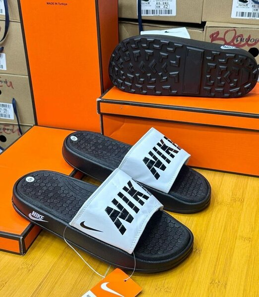 Claquettes Nike Homme