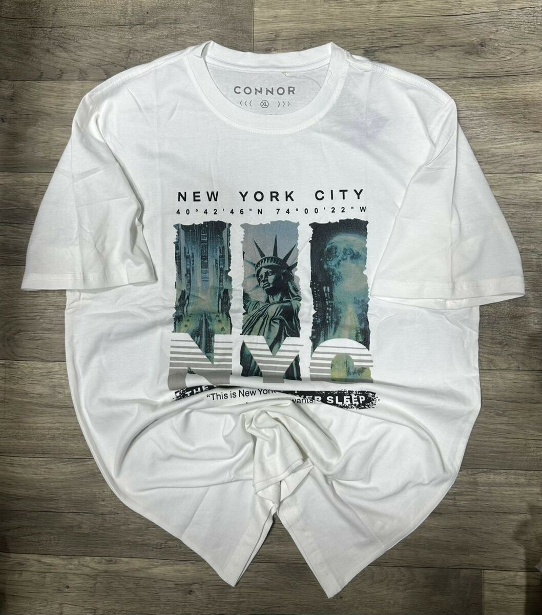 T-shirt graphique ville Connor