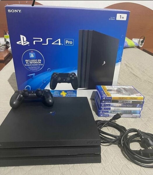 Console PS4 Pro Sony - Jeux vidéo inclus