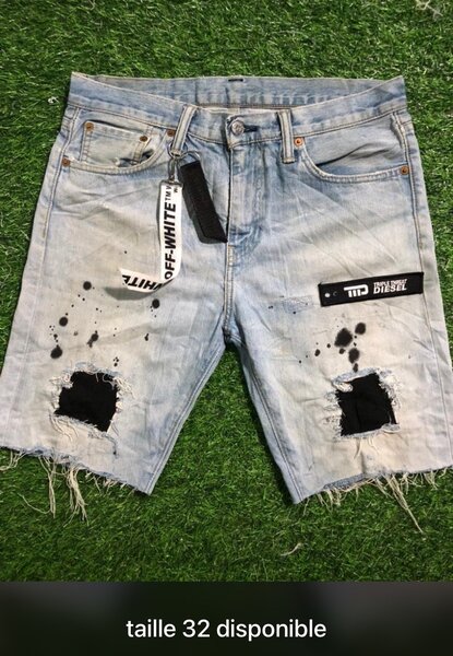 Shorts en Jean Déchiré Homme