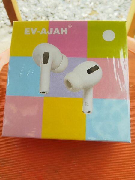 Airpod pro earphones