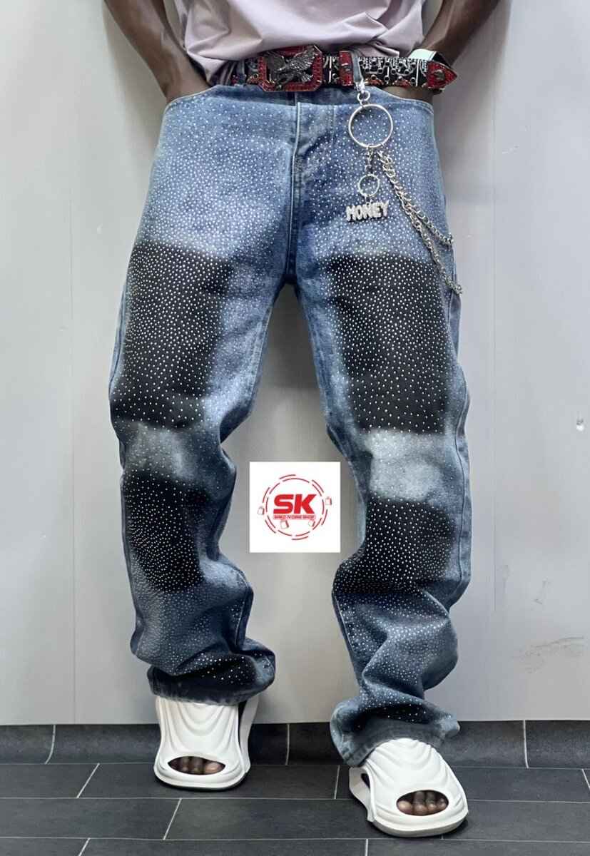 Jeans stylés avec chaînes