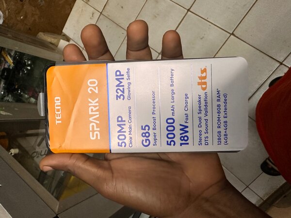 Tecno spark 20 
