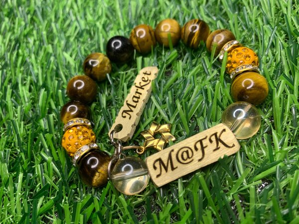 Beaded bracelet (customized)