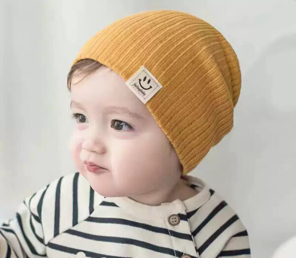 Bonnet tricoté pour bébé