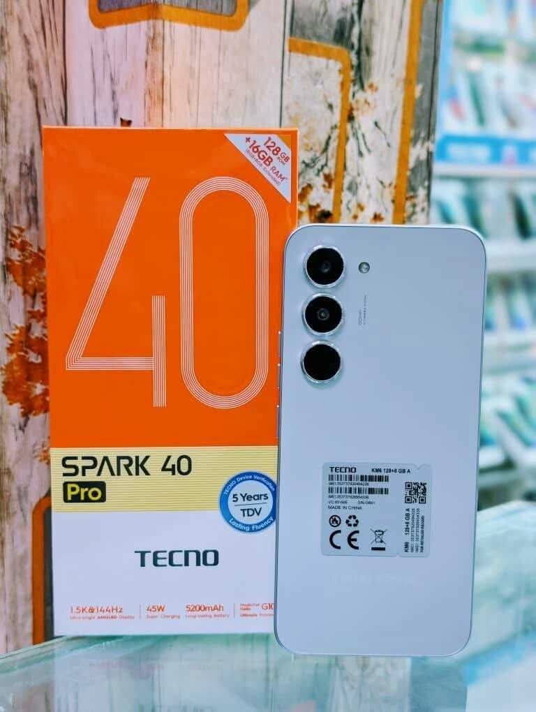 Tecno Spark 40 Pro
