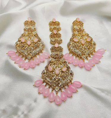 Casting Fine Quality Ganga Jamni bindiya and Earrings