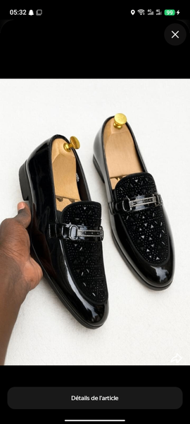 Mocassins en cuir noir élégant