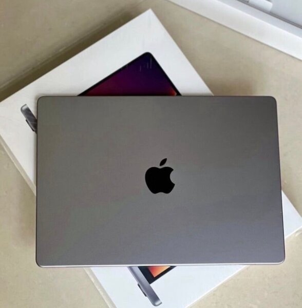 Apple MacBook Pro 13" Retina