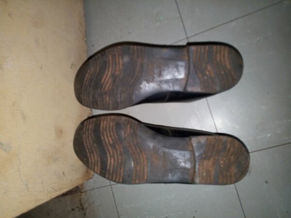 School shoes touhgees