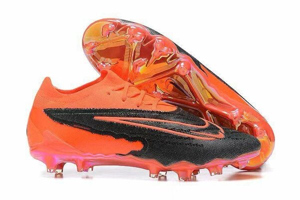 Crampons Nike