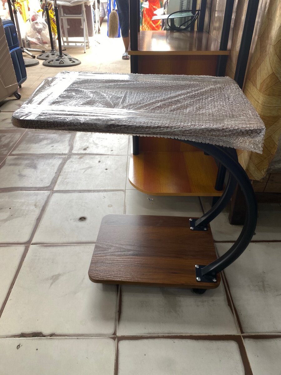 Table d'appoint mobile bois