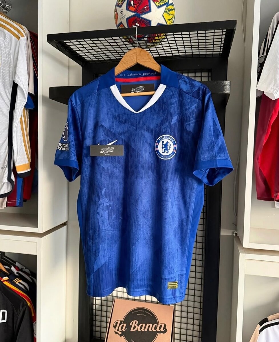 Maillot de football bleu