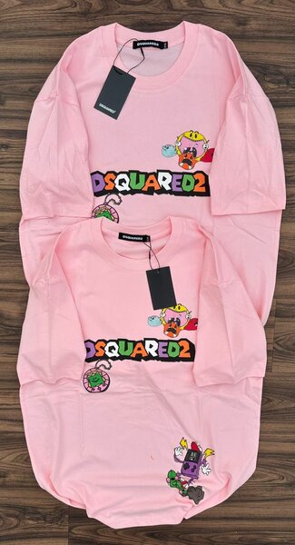 T-shirts graphiques modernes