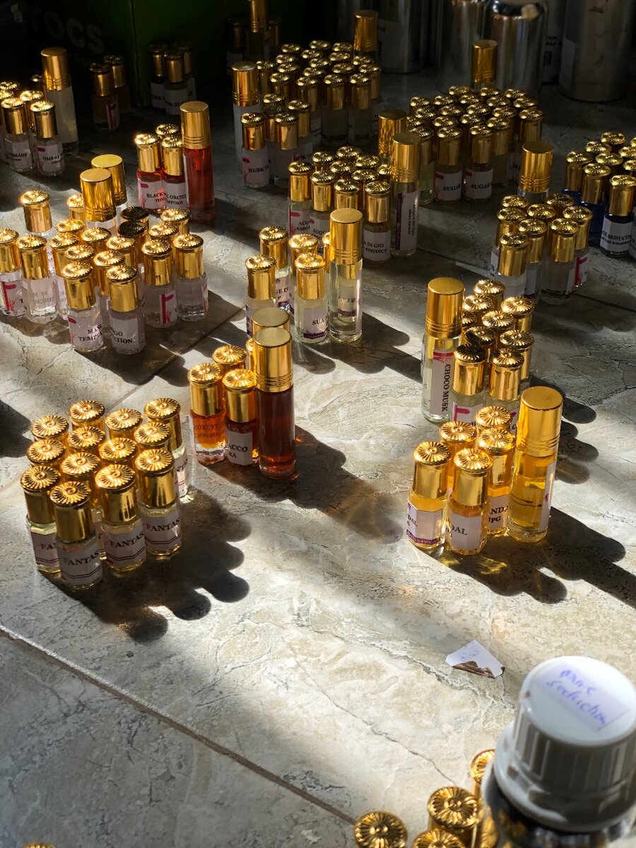 Undiluted Perfume oils, size is 3ml