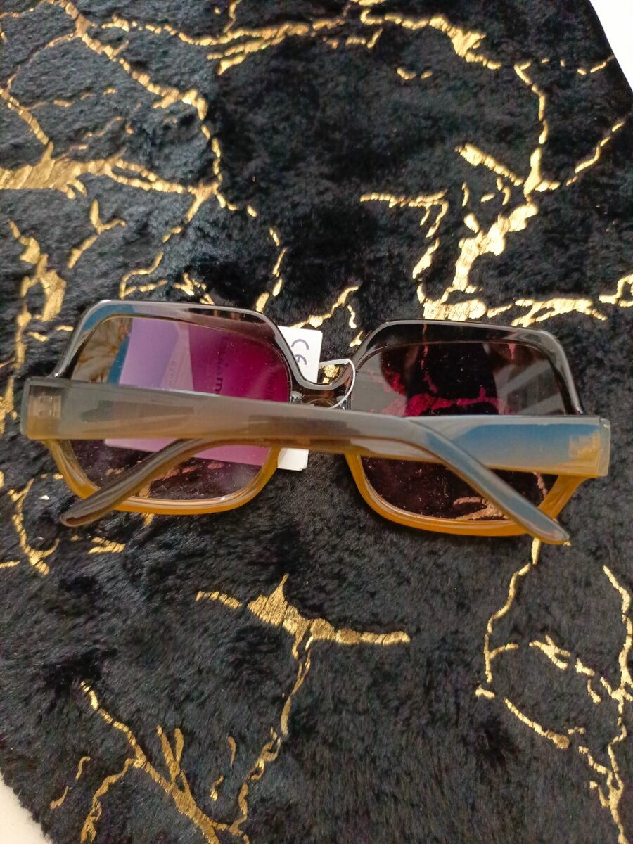 Lunettes de Soleil Élégantes