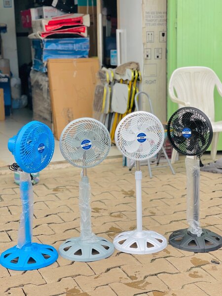 Ventilateurs sur pied réglables