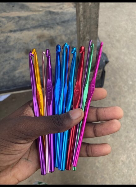 Crochets colorés en aluminium