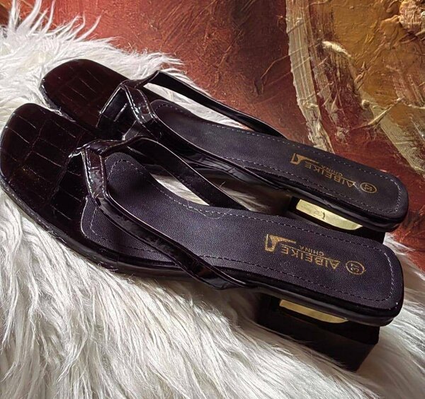 Sandales à talons élégantes noires