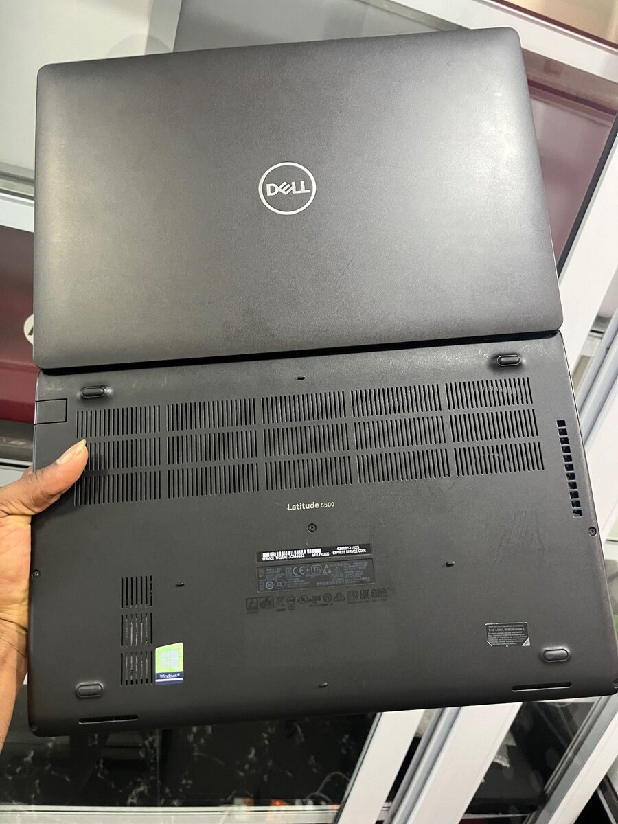 Dell latitude 5500