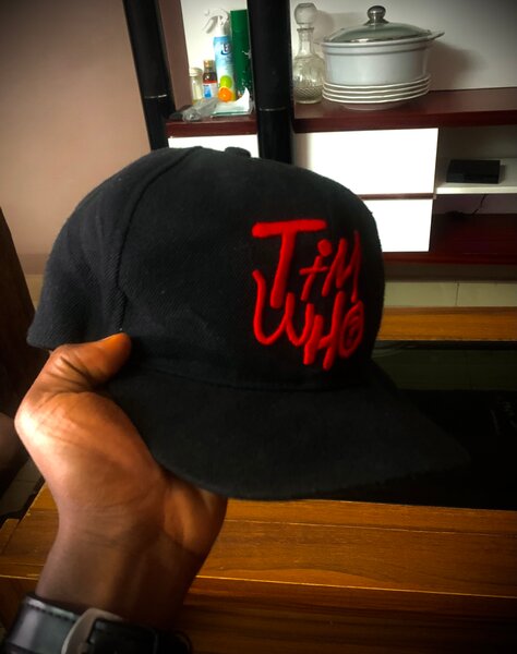 Casquette noire 'TM WHO'