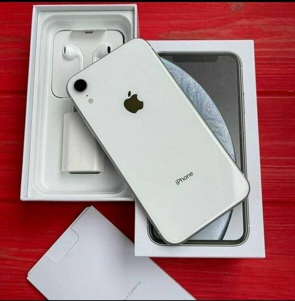 iPhone XR Blanc 64 Go