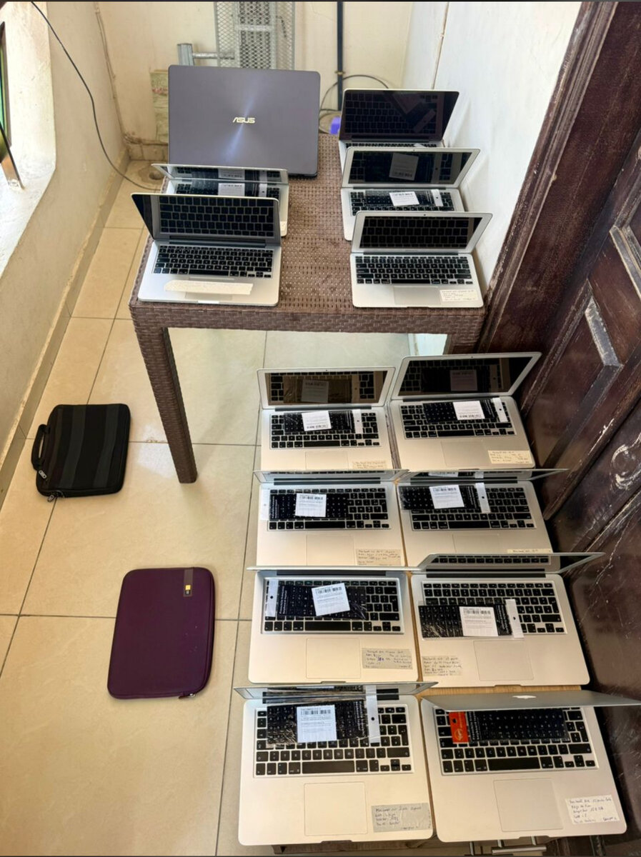 Lot de MacBook et Asus Pro