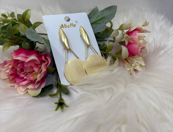 Boucles d'oreilles dorées élégantes