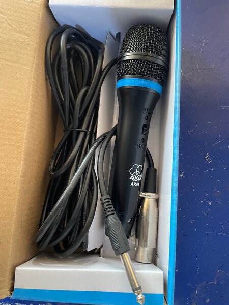 AkG cord mic