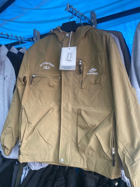 Ветровка привозная Китай