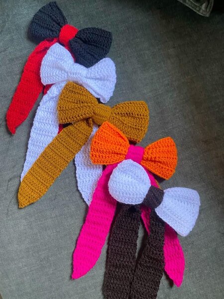 Noeud crochet artisanal couleur vive