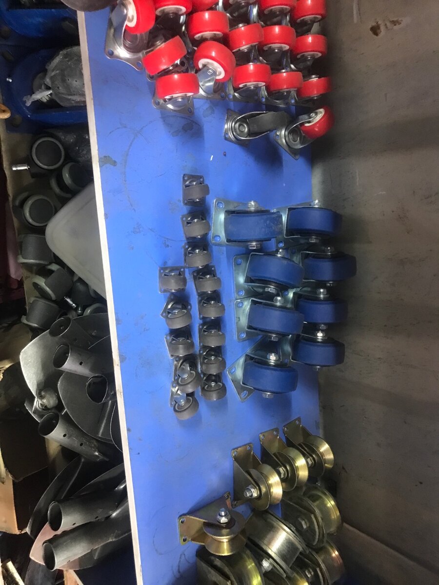 ролики для шкафов и ворот