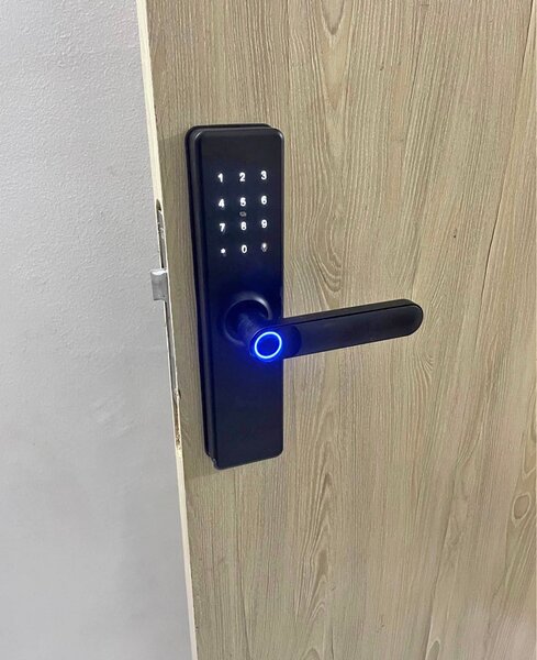 Serrure intelligente à code numérique