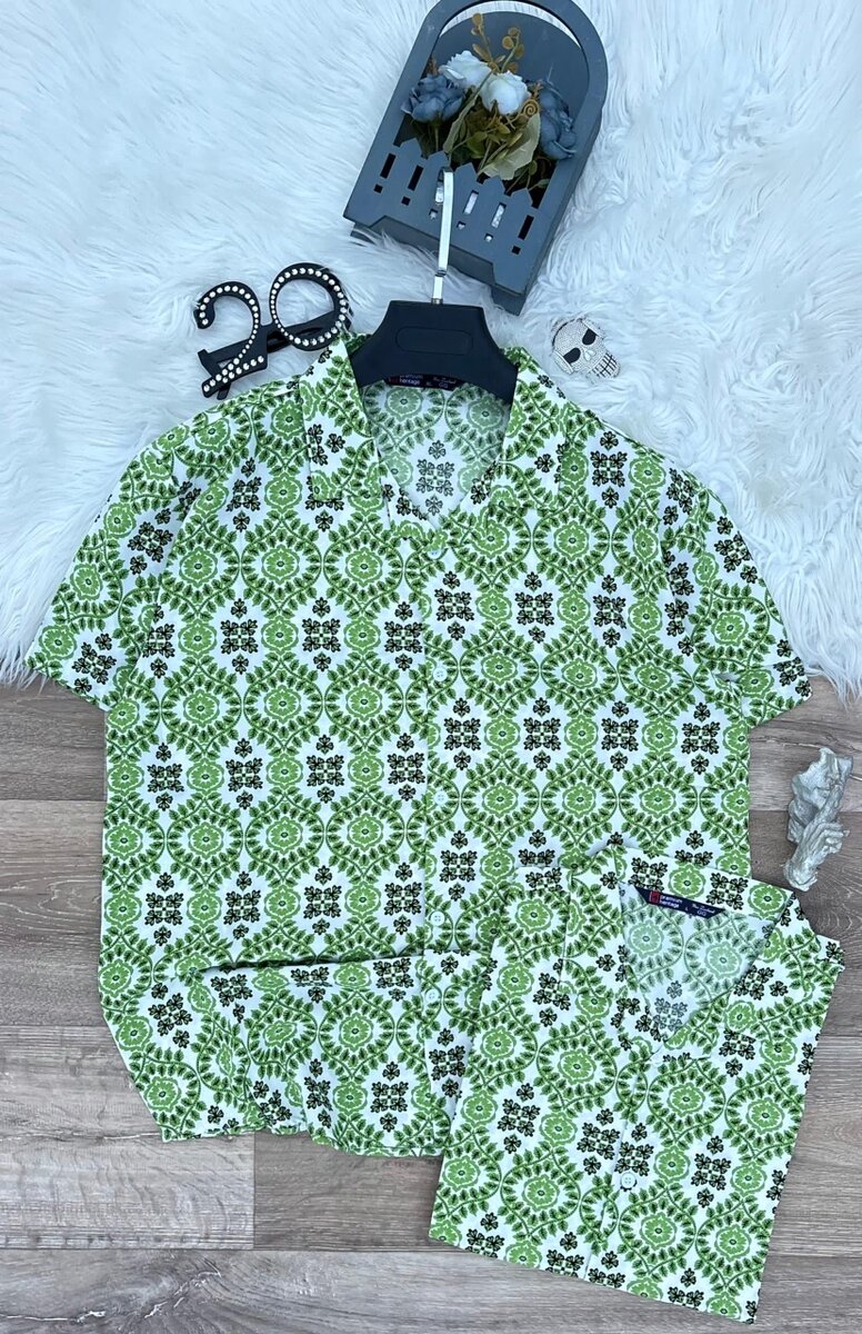 Chemise d'été imprimée colorée