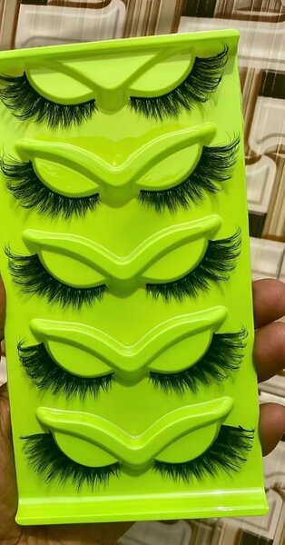 Faux-cils volumineux réutilisables