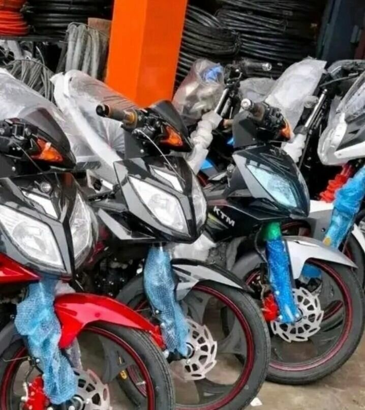 Moto KTM neuve sous blister