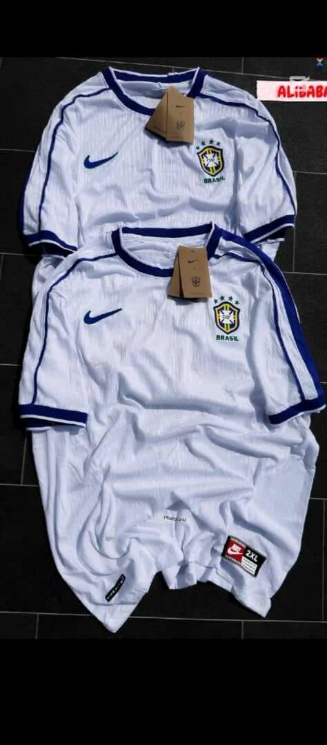 Ensemble maillot Brésil jaune Nike