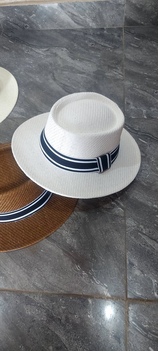 Chapeau Panama élégant en paille