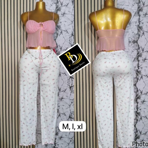 Pyjama féminin rose chic