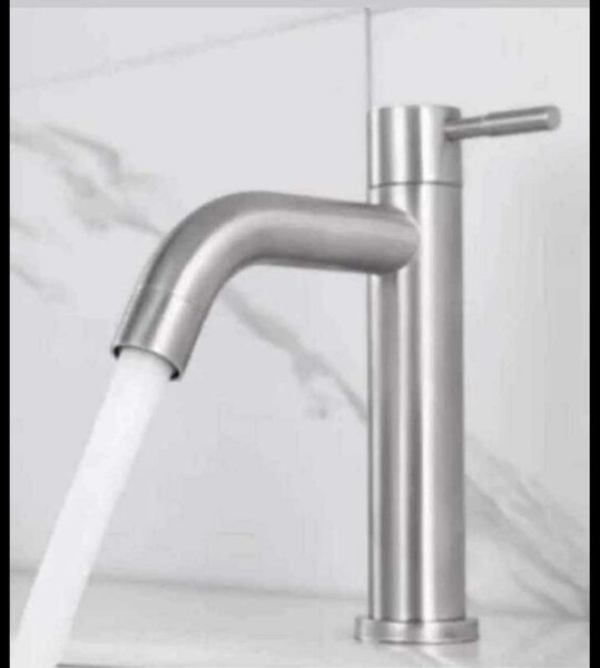 Mitigeur de salle de bain moderne