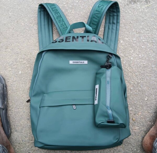 Sac à dos Essentials