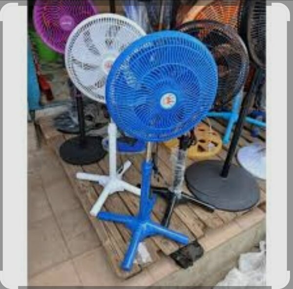 Ventilateur sur pied 12 pouces