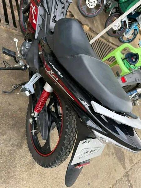 Moto sportive Apsonic X1