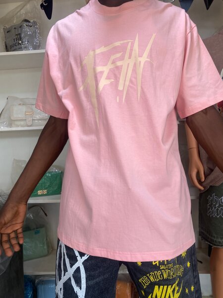 T-shirt rose Travis Style